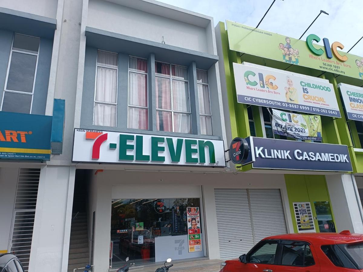 Aisy Homestay Putrajaya Cyberjaya Klia Кампунг Денгкил Екстериор снимка