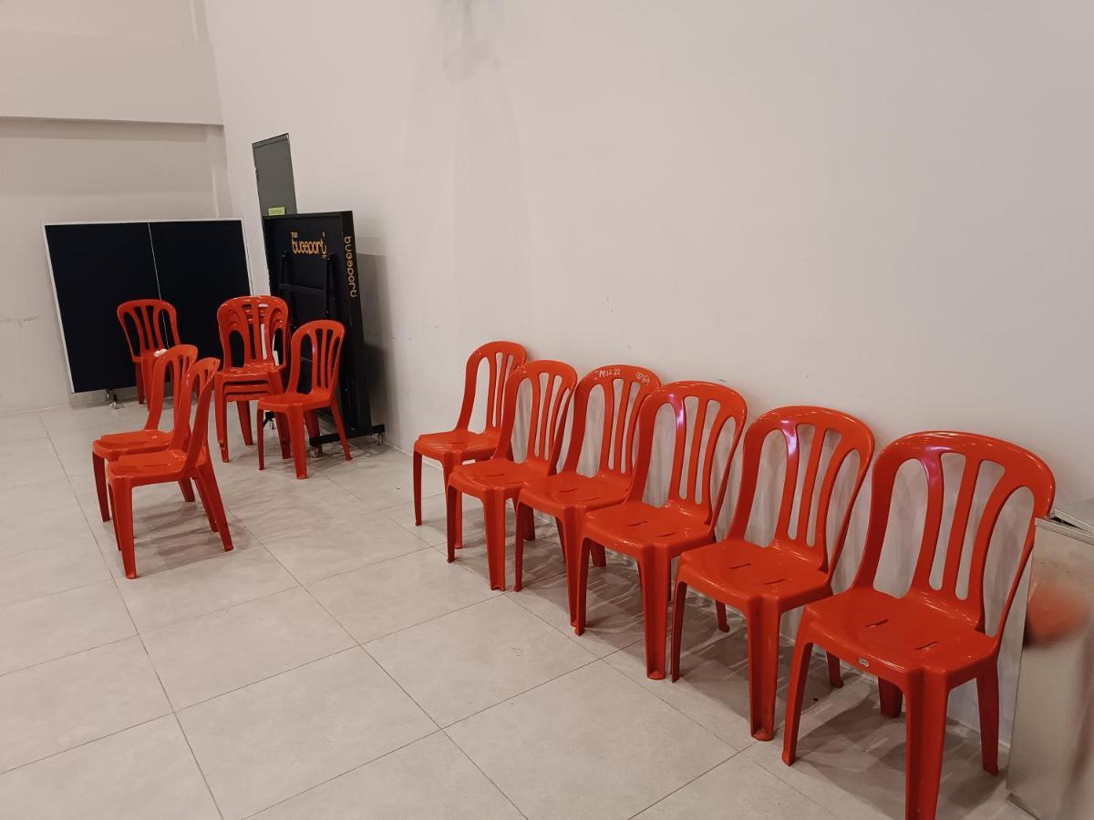 Aisy Homestay Putrajaya Cyberjaya Klia Кампунг Денгкил Екстериор снимка