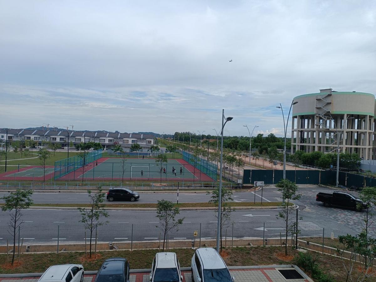 Aisy Homestay Putrajaya Cyberjaya Klia Кампунг Денгкил Екстериор снимка