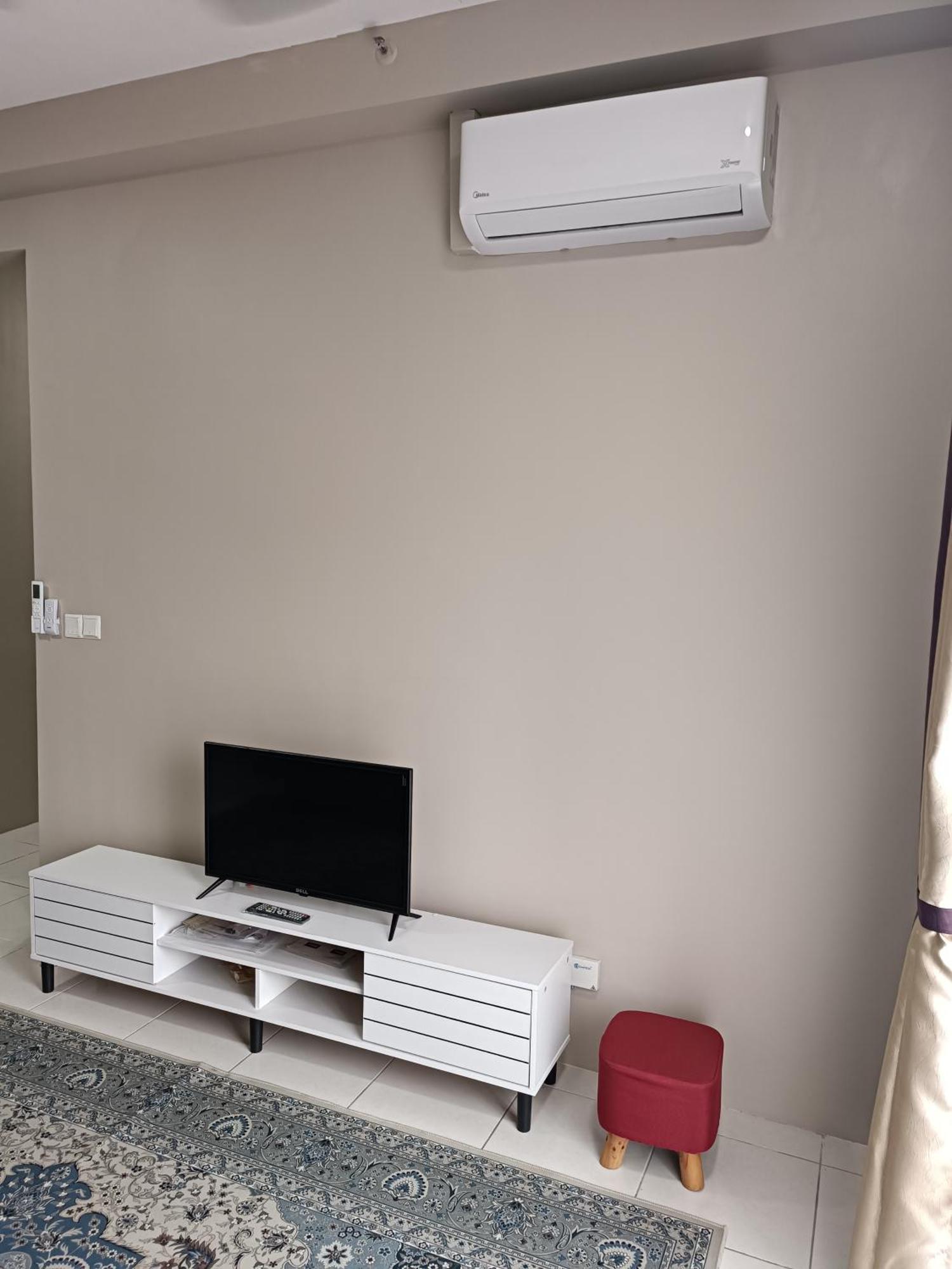 Aisy Homestay Putrajaya Cyberjaya Klia Кампунг Денгкил Екстериор снимка
