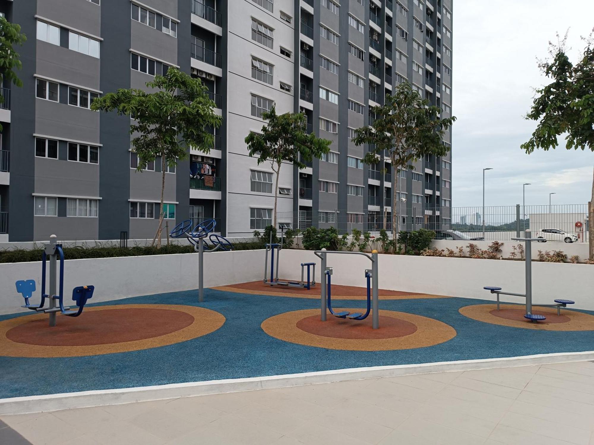 Aisy Homestay Putrajaya Cyberjaya Klia Кампунг Денгкил Екстериор снимка