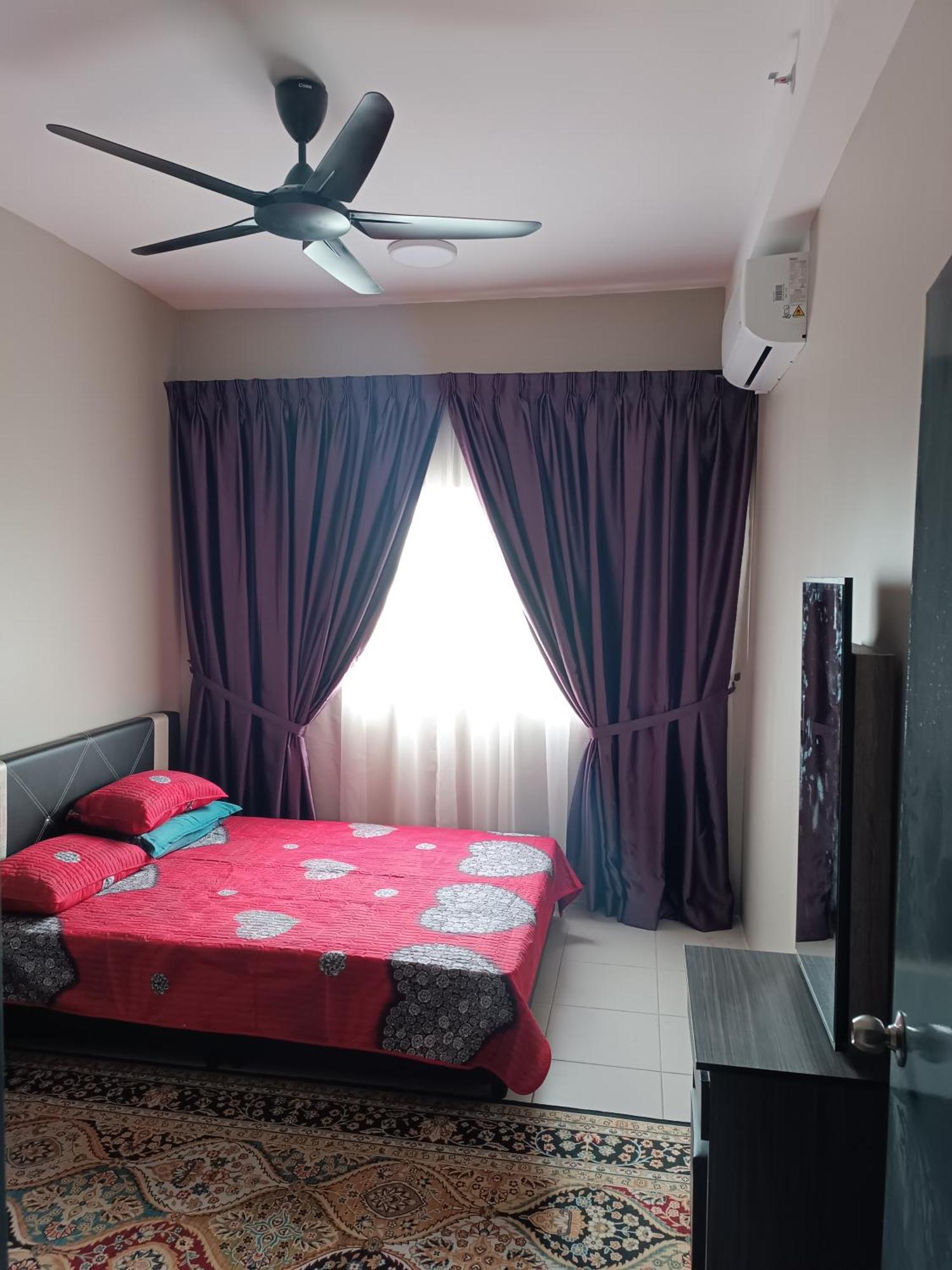 Aisy Homestay Putrajaya Cyberjaya Klia Кампунг Денгкил Екстериор снимка